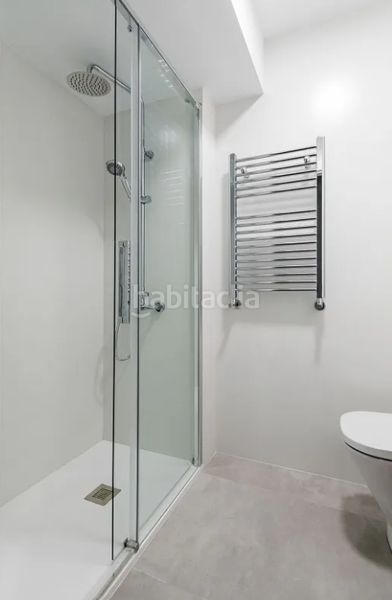 Foto 85dce843-7095-46f8-9a63-ff5f683067c0. Flat with heating in Ventas Madrid