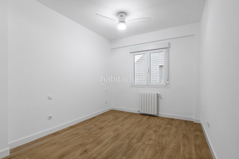 Foto 2ed857db-7e7c-45c2-a609-f2d1a9b28705. Flat with heating in Campamento Madrid