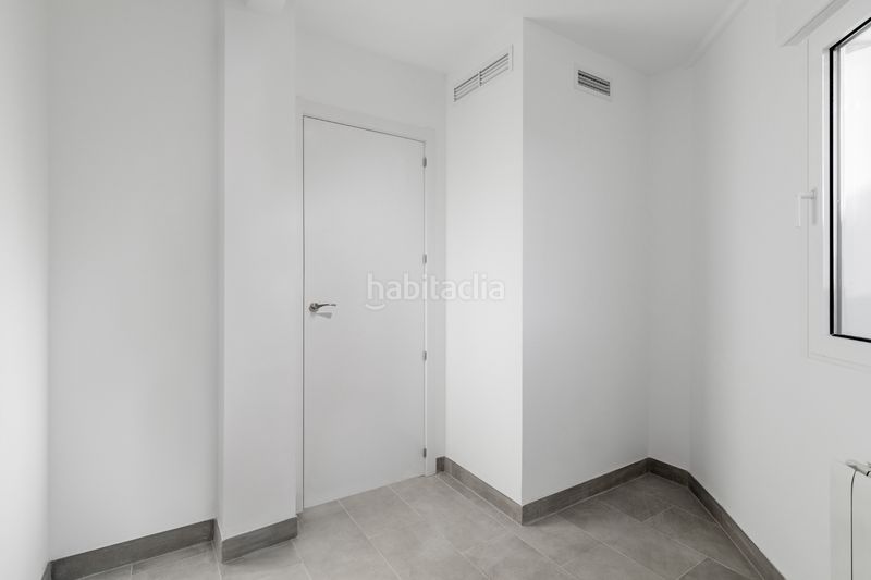 Foto 3d7ba1dd-a8b8-473e-bafd-521d58f1c6fc. Pis amb calefacció a La Paz Madrid