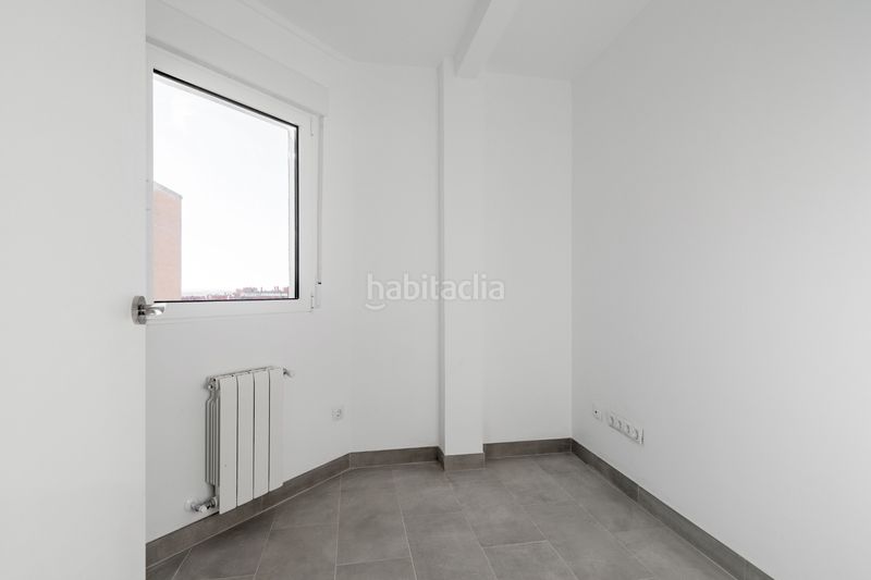 Foto ab75a952-5759-479f-8b82-18c4c56a55e7. Pis amb calefacció a La Paz Madrid