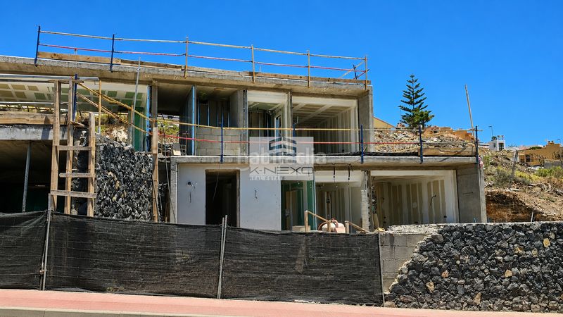 Foto ad9696d6-94cd-4782-ad5a-1e1b577c6bf3. Casa amb aparcament piscina a Radazul Rosario (El)