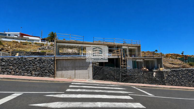 Foto b8860b54-7cd8-4432-9b79-8dc5db3250de. Casa amb aparcament piscina a Radazul Rosario (El)