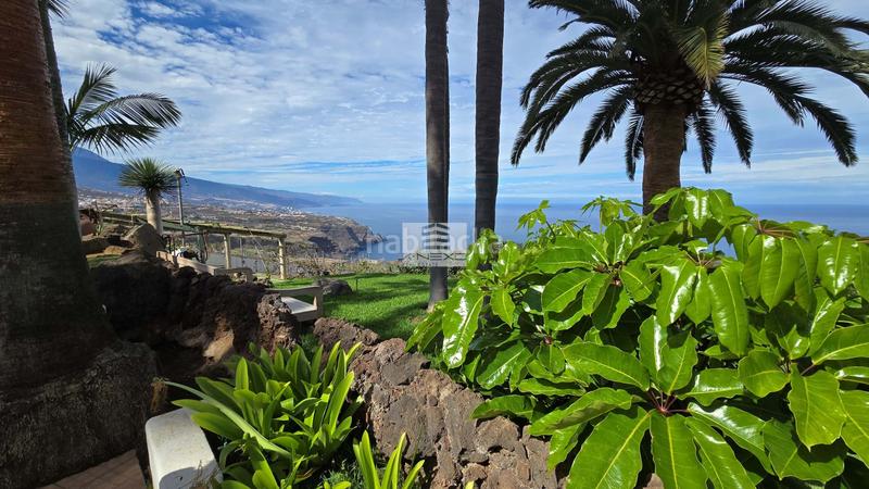 Foto f64d3fe8-3d5a-4415-abf4-a814bba2fa5d. Chalet esta exclusiva villa con impresionantes vistas, ubicada en la costa norte de tenerife, entre la victoria y la matanza de acentejo, en Matanza de Acentejo (La)