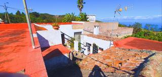 Casa  Calle las castras. Se venden  dos casas juntas en el municipio de el tanque. la pri