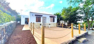 Mas  Polígono. Finca rústica de 1.325 m, con una vivienda de 3 habitaciones, 1