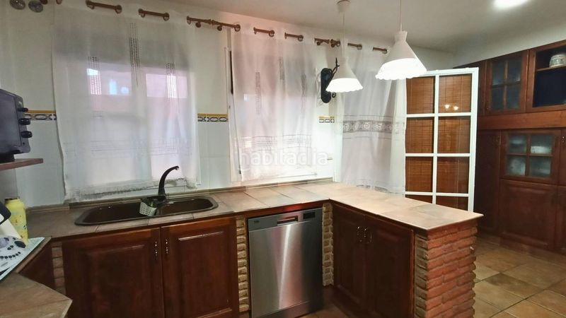 Foto bd591dd5-7f74-4d31-bbc9-09483a1ae8fb. Casa adossada amb aparcament a Camposoto - Gallineras San Fernando