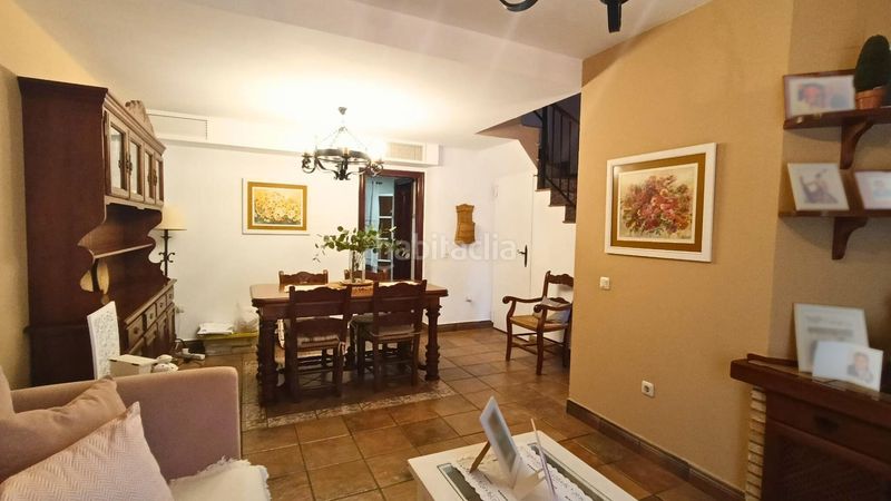 Foto e822a929-c1e5-4337-8123-06f5a697a361. Casa adossada amb aparcament a Camposoto - Gallineras San Fernando