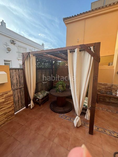 Foto a81ac109-b7ff-4053-a09e-2e2e719e2ae8. Casa en Camposoto - Gallineras San Fernando