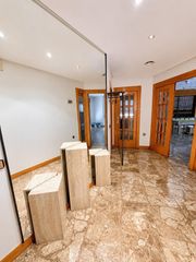 Pis  Avenida juan carlos i. Piso amplio en venta en el centro de alhama de murcia con garaje
