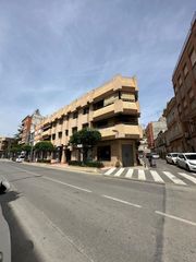Pis  Avenida juan carlos i. Piso amplio en venta en el centro de alhama de murcia con garaje