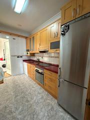 Pis a Totana 14. Planta baja en venta frente a cash lola