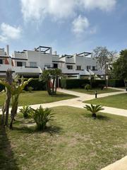 Pis a Bulevar central de las cañadas 37. Planta baja con jardín en condado de alhama  3 dormitorios y ter