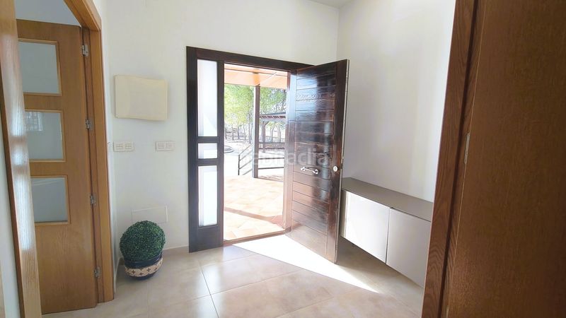 Foto c3080ee0-cd0b-43e6-afe3-3b2c1da6cad2. Casa amb piscina a Abanilla