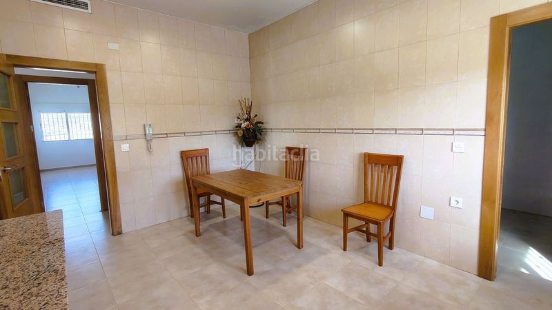 Foto fd347acd-c3d0-44b0-b1bb-1c7a89b1aa4b. Casa amb piscina a Abanilla