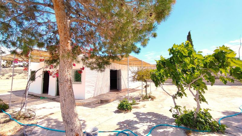 Foto 590fd57e-31b9-4c8d-bb38-ce10c2006c5d. Casa in Abanilla