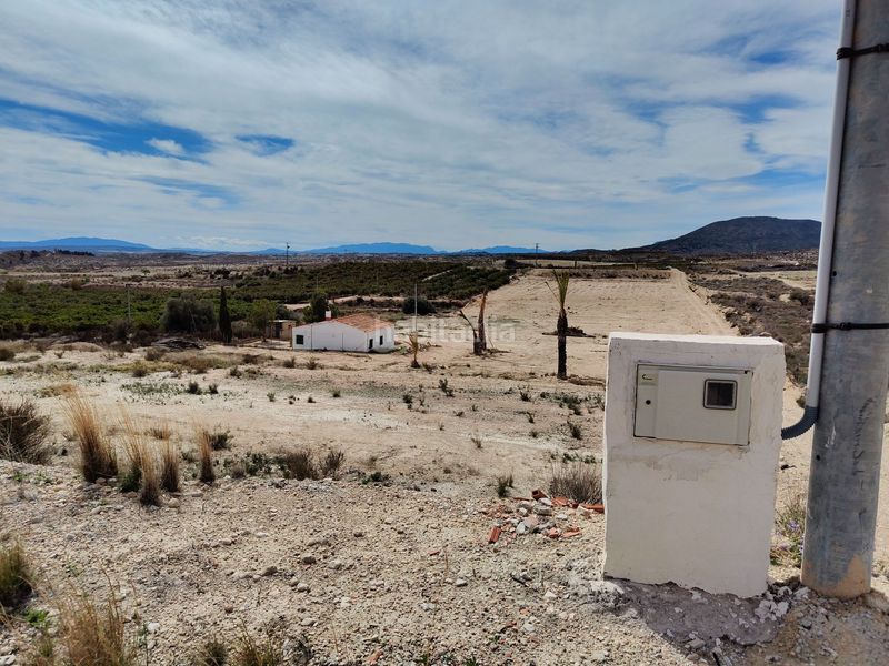 Foto d30d3906-20b6-4918-bbb9-3b73b738f31a. Casa in Abanilla