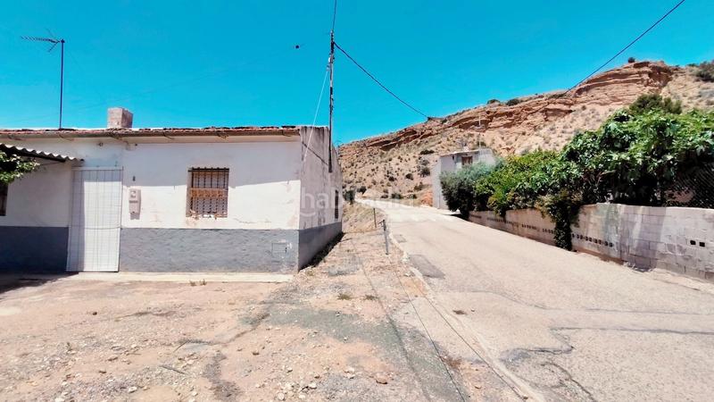 Foto cce46b2f-5c75-4cb8-a691-5f61363cdfcf. House in Abanilla