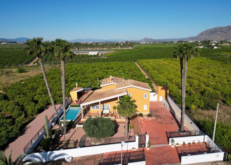 Foto ca1b5f64-ca1e-43a7-be32-769a816b2bf9. Casa a Molins - Campanete - San Bartolomé Orihuela