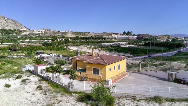 Foto 381ff915-37b4-498f-bd47-7d00f7351ba4. Casa a Abanilla