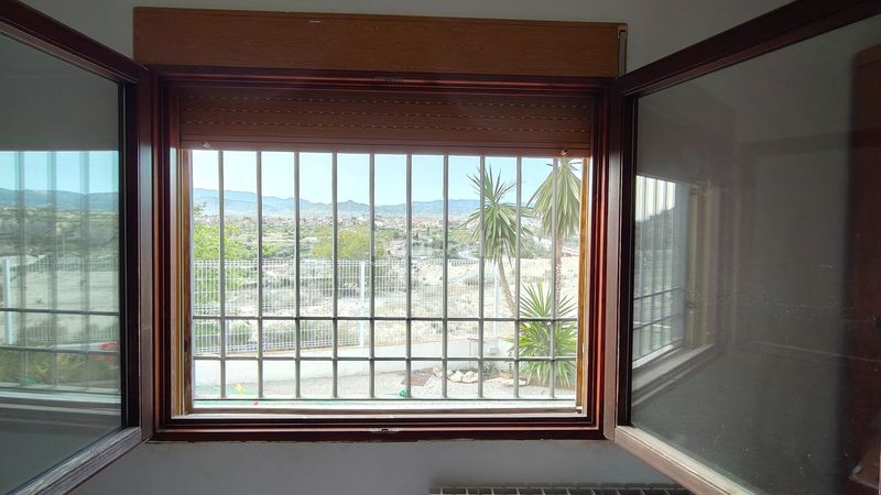 Foto df3e7ffc-85ab-47c1-8a40-1ee921b33e54. Casa a Abanilla