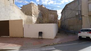 Finca rústica a Monòver. Solar urbano en el centro de monóvar, alicante