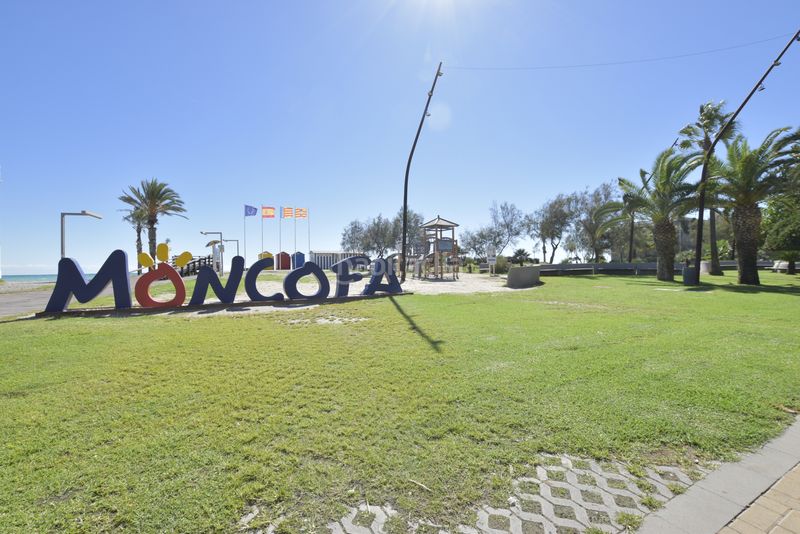 Foto 5e1aa2d4-4c12-4115-9efe-eb596647c710. Pis a Moncófar Playa Moncofa