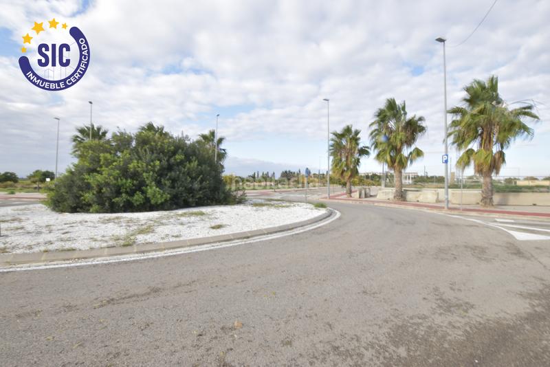 Foto 10cd319c-364d-4e07-b47a-42bdbce65b38. Terrain résidentiel dans Massamagrell