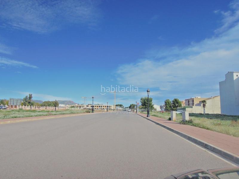 Foto 4cf29d63-2d01-4904-862e-4c13b9d80d97. Terreno residencial saca el arquitecto que llevas dentro en Rafelbunyol