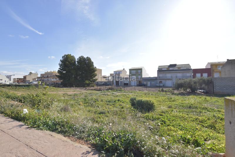 Foto f28583c8-1c97-4730-af57-1e77f27aa5f4. Terreno residencial saca el arquitecto que llevas dentro en Rafelbunyol