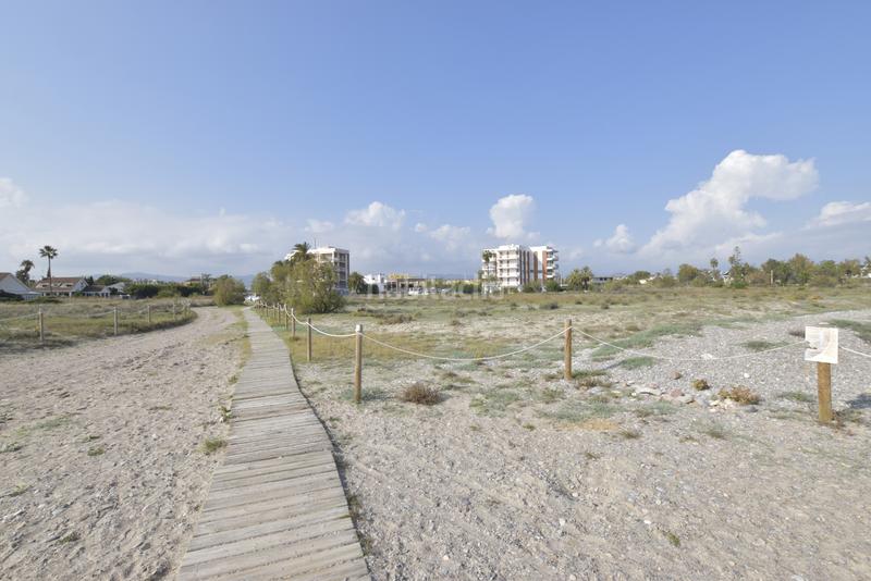 Foto c3e0e763-af10-41ee-a3da-5b590254da8f. Terreny residencial a Corinto-Almardà Sagunt