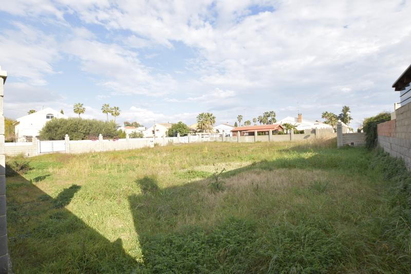 Foto e0b7e64e-fa40-4860-8c93-567004e89dea. Terreny residencial a Corinto-Almardà Sagunt
