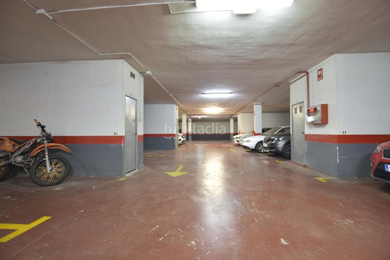 Foto 470c641f-5726-4444-8e9e-d98241529f87. Aparcament cotxe a Puçol ciudad Puçol