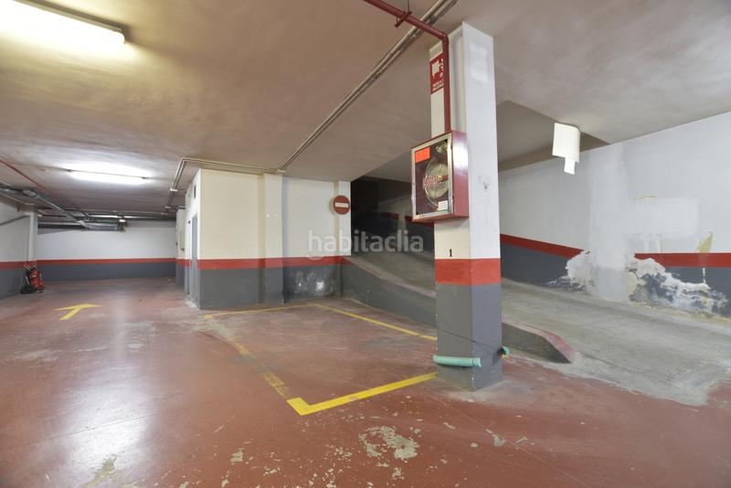 Foto b59d8056-b949-4c3e-a2dc-eed7b3313646. Aparcament cotxe a Puçol ciudad Puçol