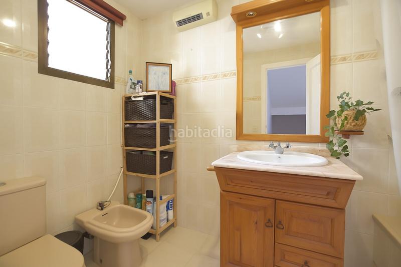 Foto a5a10730-4d81-469f-ad53-a6b39e1e3b94. Casa adossada amb aparcament piscina a playas de Puçol Puçol
