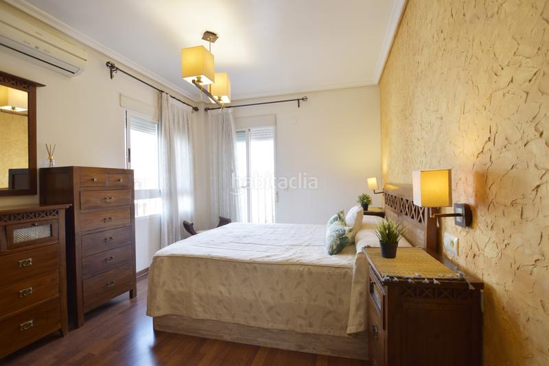 Foto 04cd26fc-15bd-4799-b63f-08d94662b677. Piso ven, sólo tendrás que hacerte las maletas!! en Rafelbunyol