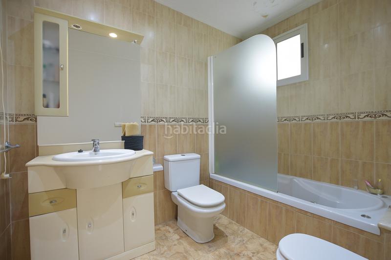 Foto f76c6e5e-bc2e-481e-8e96-06b679eb46f9. Pis amb calefacció aparcament a Rafelbunyol