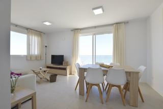 Location Appartement  Puig - av tramuntana. Escuchar las olas del mar y sentir la brisa