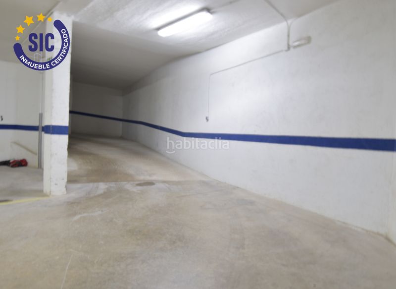 Foto 5bac328e-633f-455b-9672-9b60b425cb66. Parking coche tu garaje y trastero en Rafelbunyol