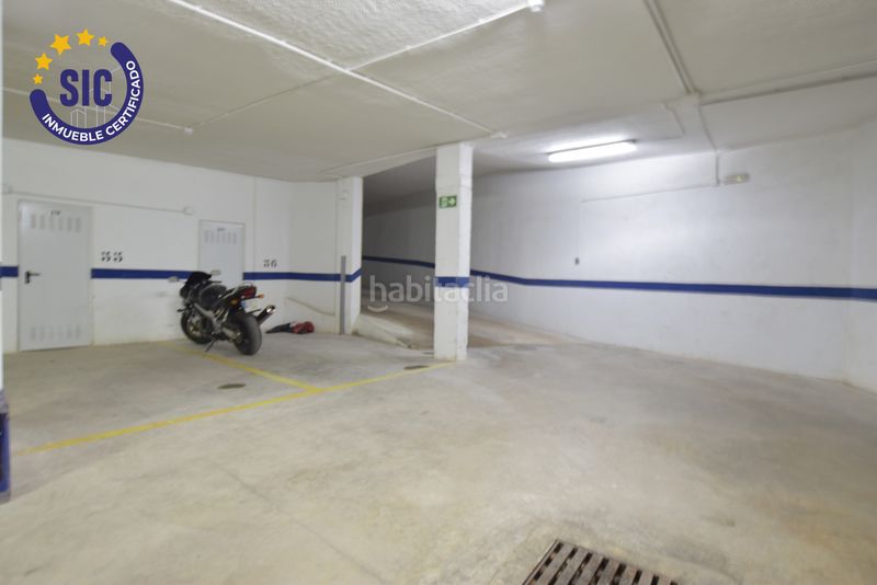 Foto f0afc8a7-7759-48a8-b142-317784a5306b. Parking coche tu garaje y trastero en Rafelbunyol