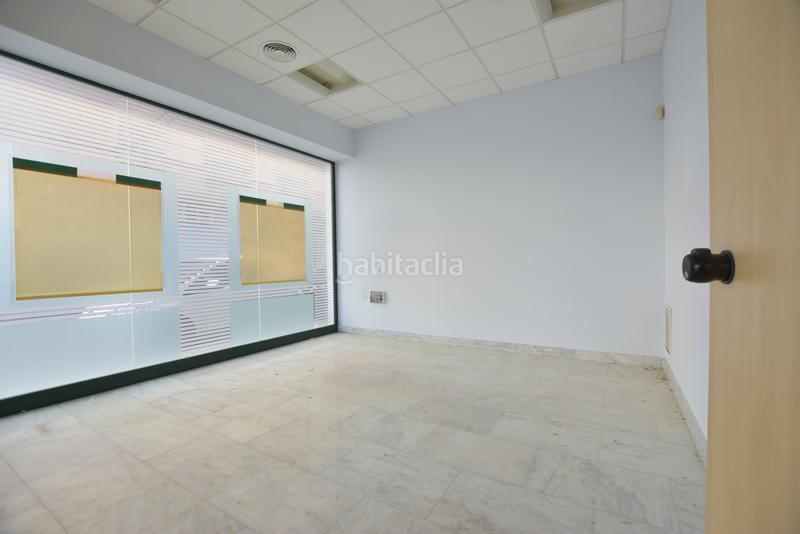 Foto 0374024f-76e4-4856-bd20-bacc20f6d041. Rent business premise in Rafelbunyol