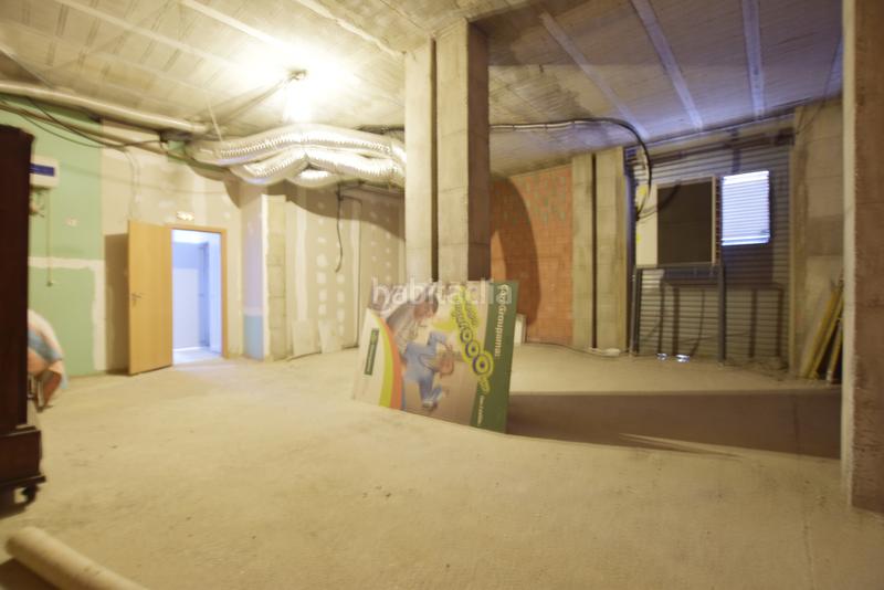 Foto 0eeaade2-2a59-48e7-8daf-fdc7cc4f6c4b. Rent business premise in Rafelbunyol