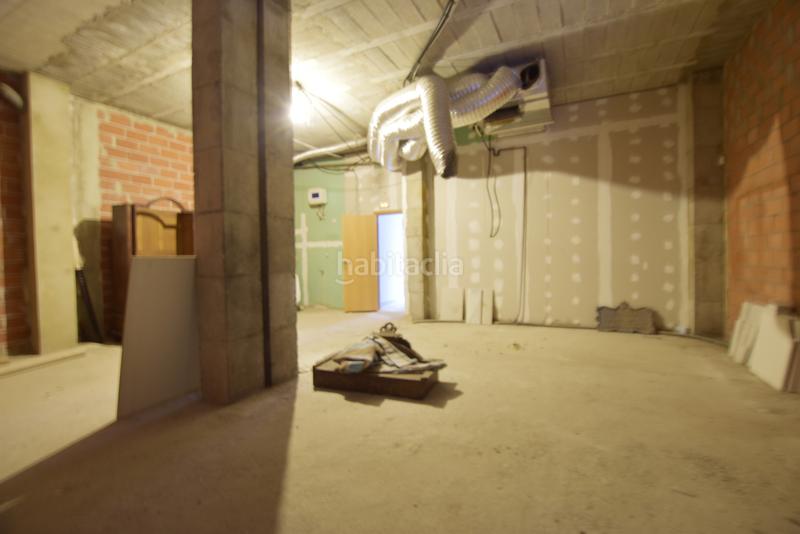Foto 268cebe8-78d8-479f-a3a9-972e66ce9b96. Rent business premise in Rafelbunyol