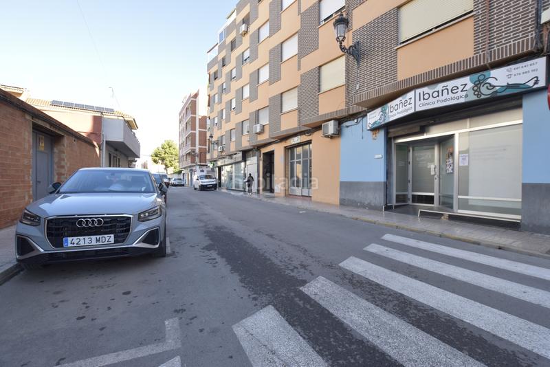 Foto f8f5b525-5f5e-4704-b17a-1f9d6d2f84c7. Rent business premise in Rafelbunyol