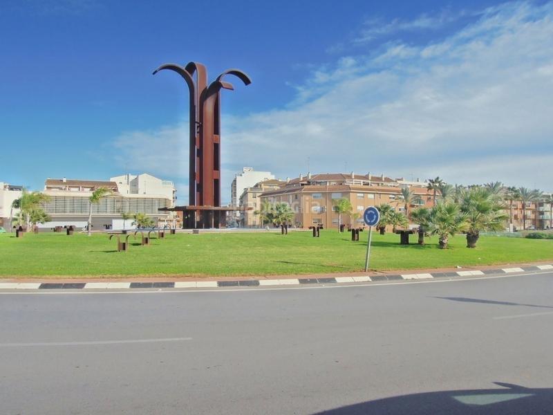 Foto 419b4940-3c4c-4fff-a8ca-c9b157efa1b8. Appartement avec parking dans Rafelbunyol