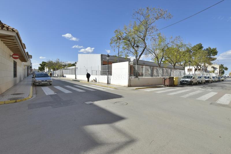 Foto bd6091db-024b-4f38-8f85-0a5a560621d7. Terreny residencial a Rafelbunyol