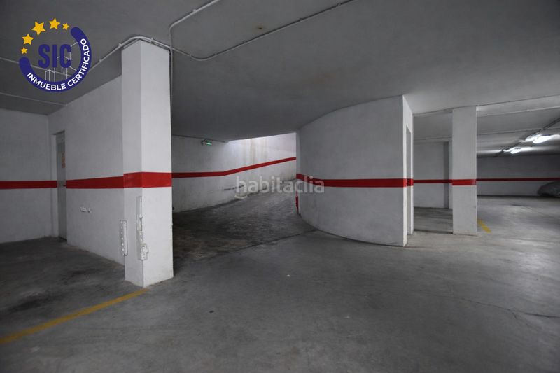 Foto 1efcf902-a185-4fe2-bcd3-8fad8317bfb9. Aparcament cotxe a Rafelbunyol