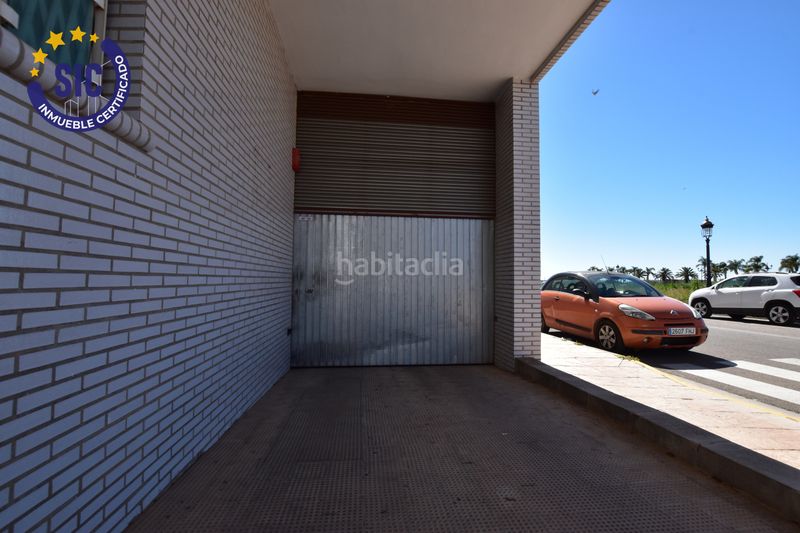 Foto 5a4c84b0-4ad1-474c-a0f6-e0e293d5152c. Aparcament cotxe a Rafelbunyol