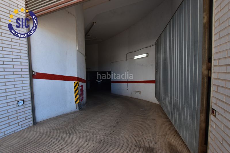 Foto 6630808a-eed3-413c-9c72-8ed929796791. Aparcament cotxe a Rafelbunyol