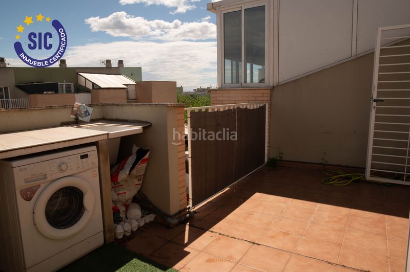 Foto 16c1c5e8-6bb0-46b0-a073-6cb4d17a9eac. Casa adosada espacio, luz y tranquilidad en Massamagrell