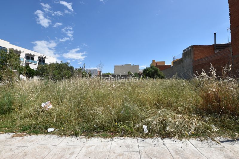 Foto f8f4315b-a7b3-4d5a-97a8-dffab2cbfa47. Terreny residencial a Massamagrell
